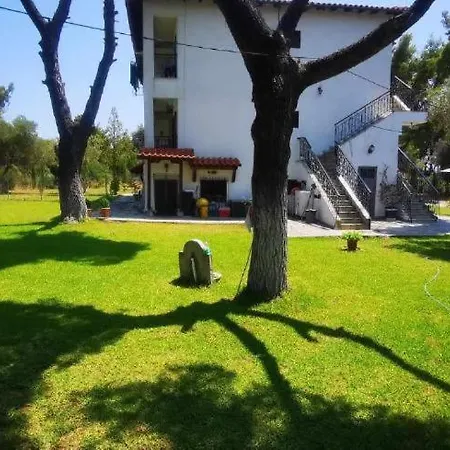 Apartment Garden House With A Sea View Nea Fokea